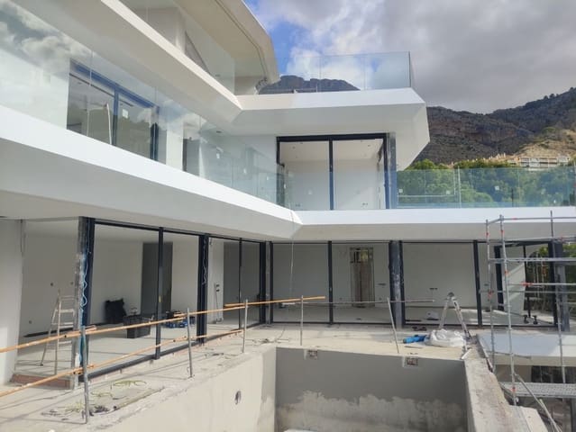 4 soverom Villa til salgs i Altea med svømmebasseng garasje - € 2 250 000 (Ref: 7990423)