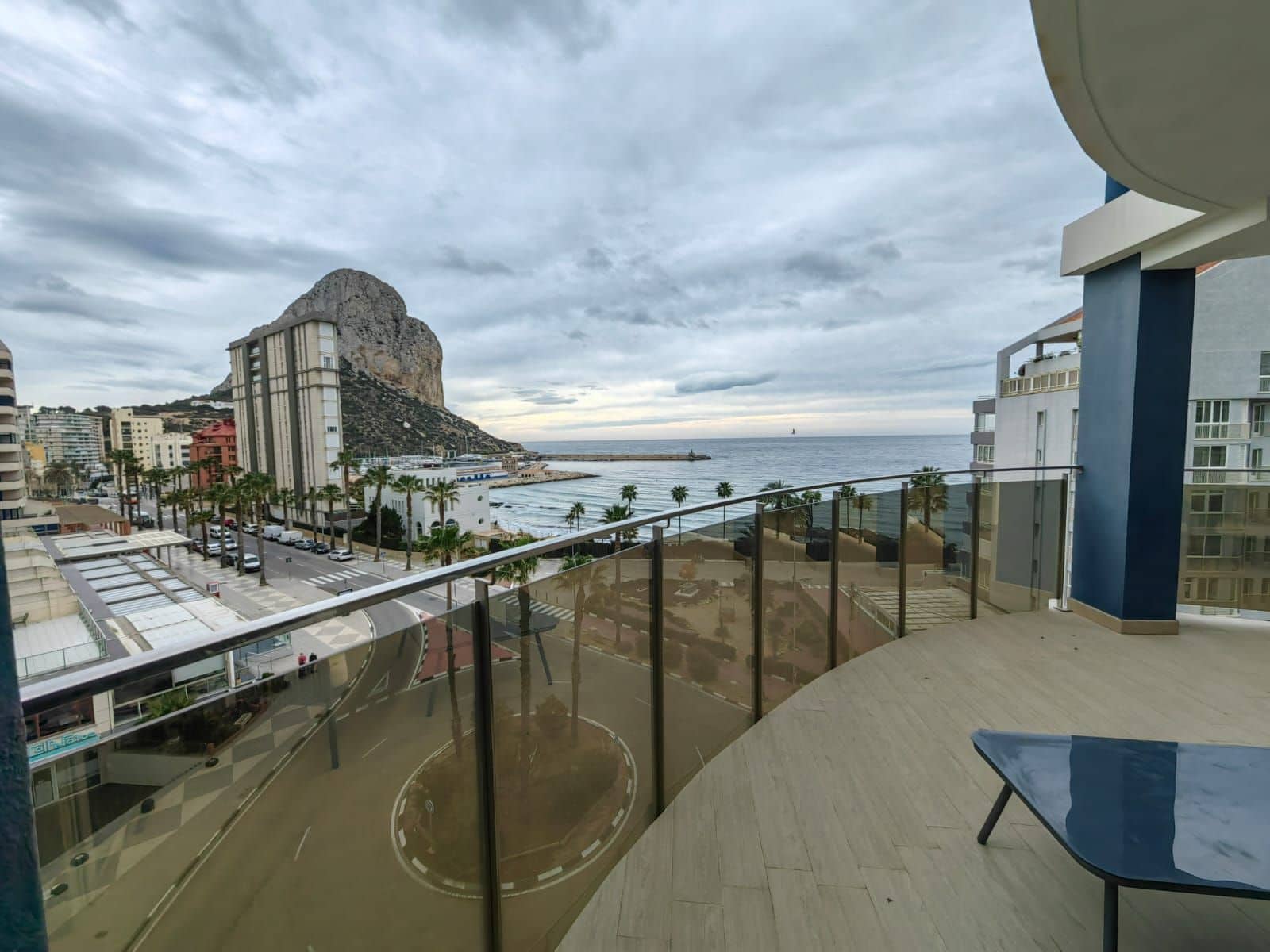 3 bedroom Apartment for sale in Calpe / Calp with pool garage - € 725,000 (Ref: 8038437)