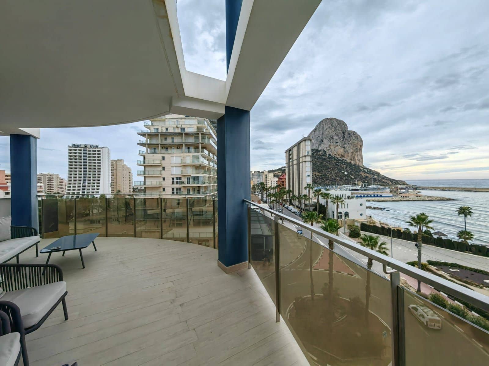 3 bedroom Apartment for sale in Calpe / Calp with pool garage - € 725,000 (Ref: 8038437)