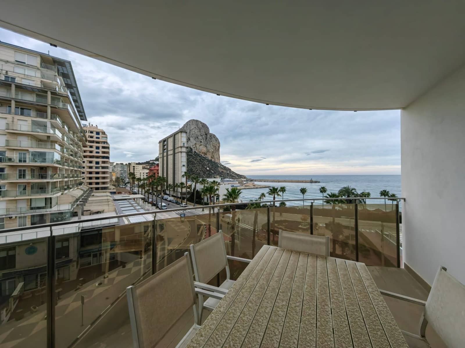 4 soverom Leilighet til salgs i Calpe / Calp med svømmebasseng garasje - € 767 000 (Ref: 8038438)