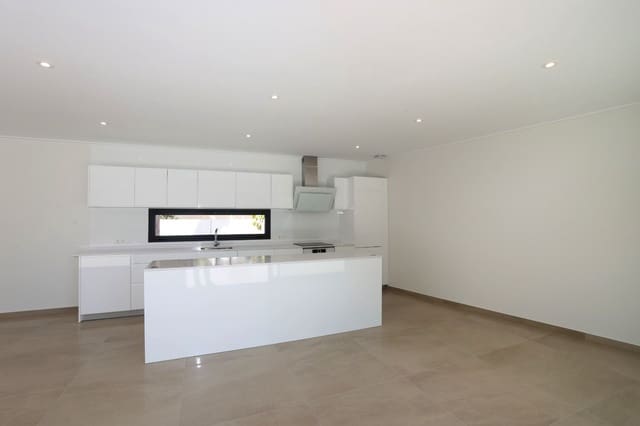 4 soverom Villa til salgs i Benissa med svømmebasseng garasje - € 1 290 000 (Ref: 8216059)