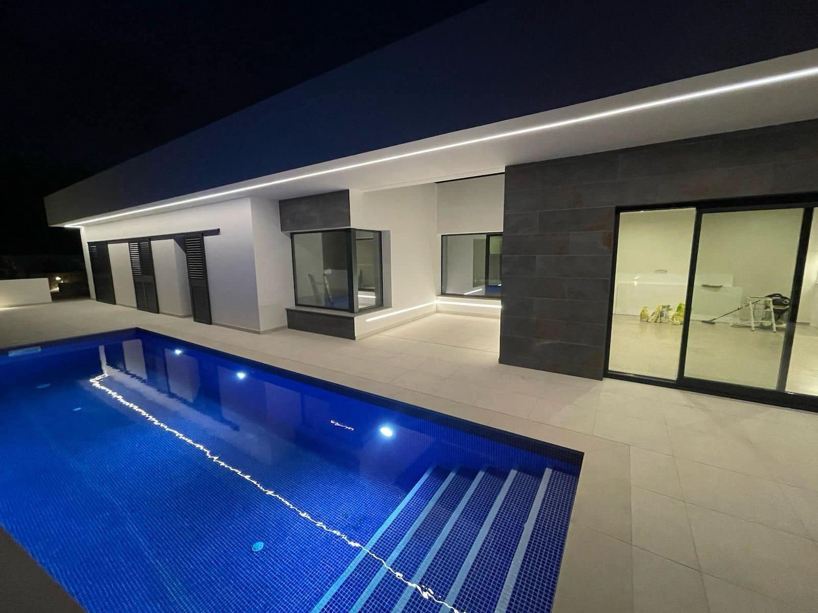 4 makuuhuone Huvila myytävänä paikassa Benissa mukana uima-altaan 
autotalli - 1 290 000 € (Ref: 8216059)