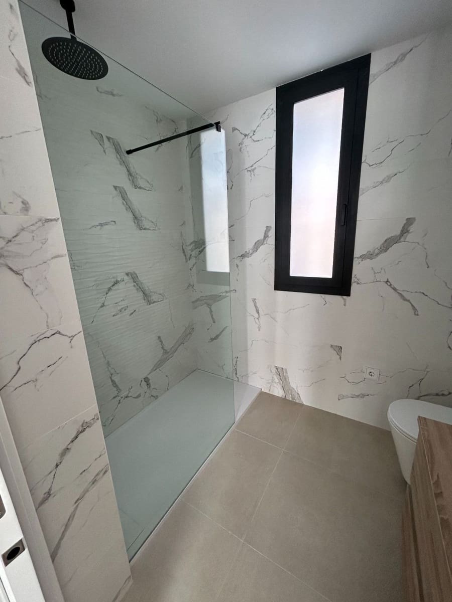 3 soveværelse Villa til salg i Polop med swimmingpool garage - € 545.000 (Ref: 8241921)