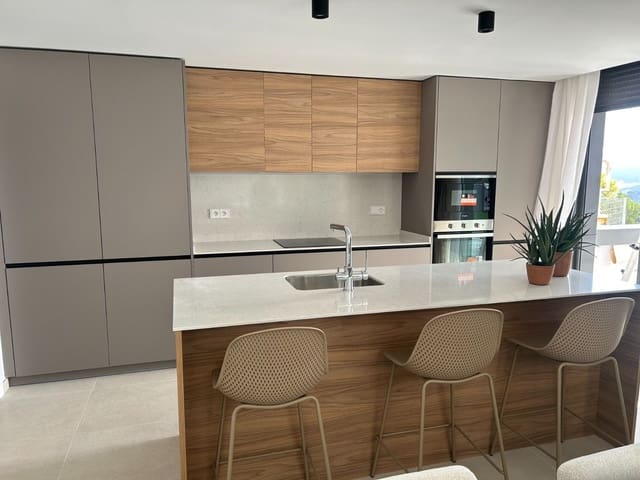 3 soverom Villa til salgs i Polop med svømmebasseng garasje - € 545 000 (Ref: 8241921)