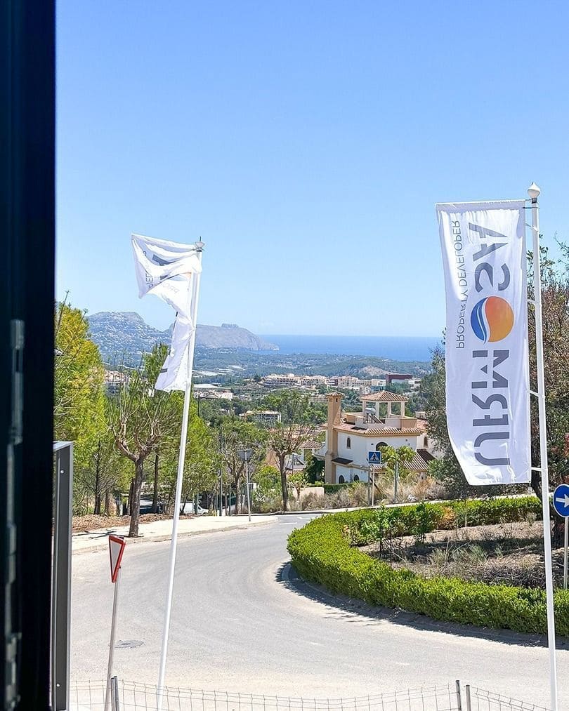 3 soveværelse Villa til salg i Polop med swimmingpool garage - € 545.000 (Ref: 8241921)