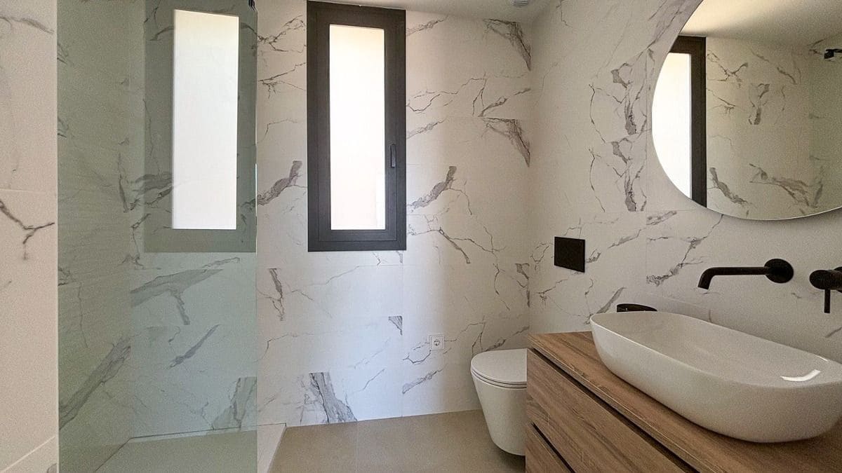 3 soveværelse Villa til salg i Polop med swimmingpool garage - € 545.000 (Ref: 8241921)