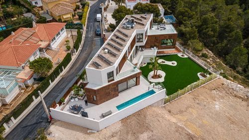 4 soveværelse Villa til salg i La Nucia med swimmingpool garage - € 2.825.000 (Ref: 8308097)