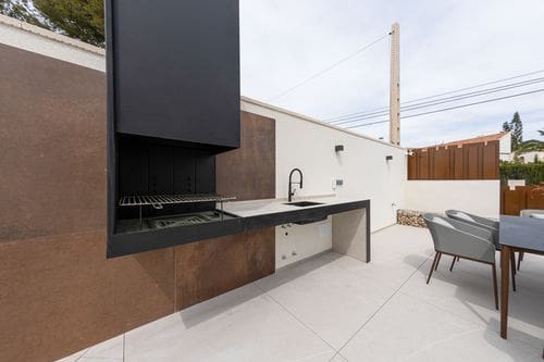 4 soveværelse Villa til salg i La Nucia med swimmingpool garage - € 2.825.000 (Ref: 8308097)