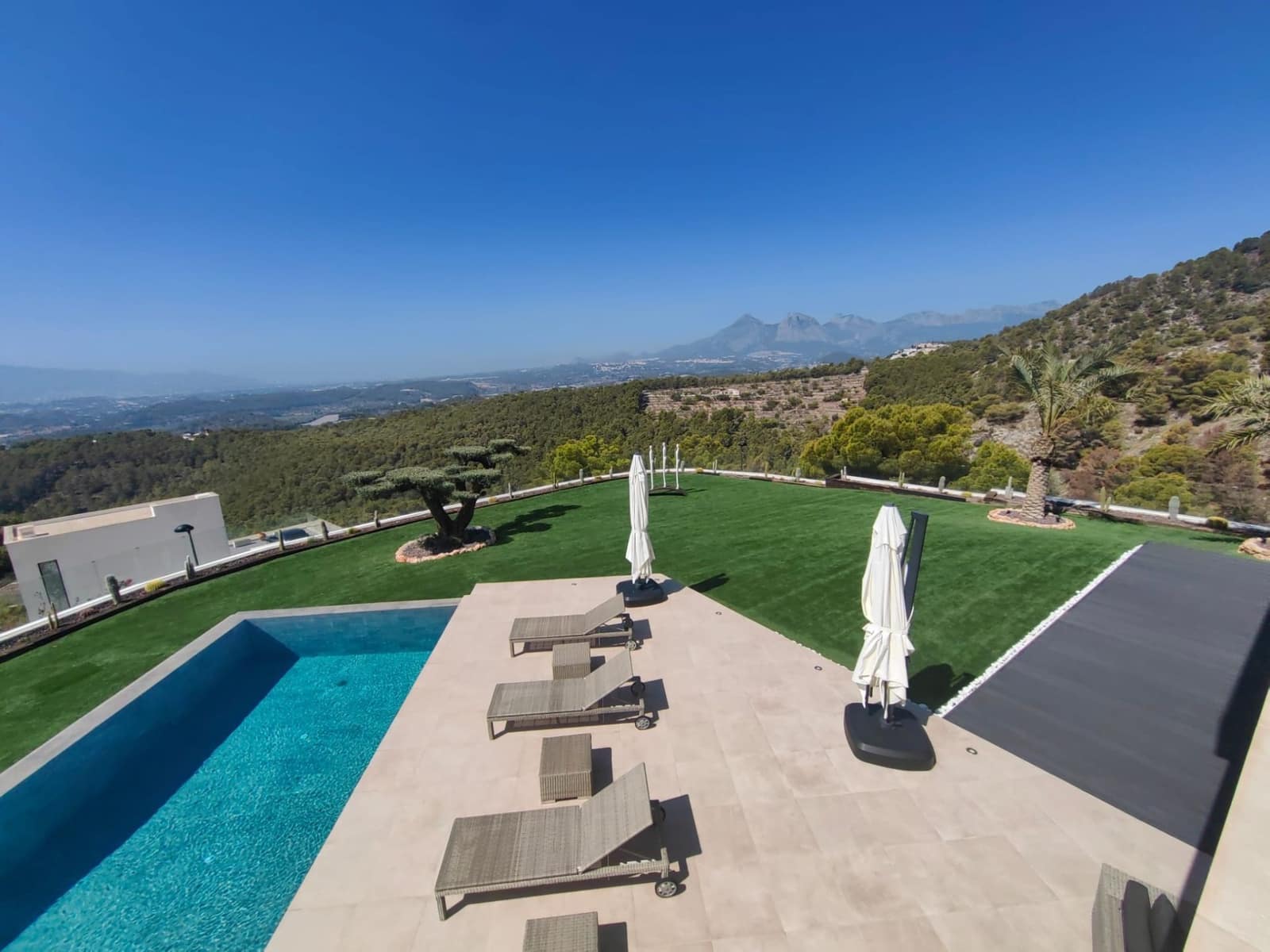 6 soveværelse Villa til salg i Altea med swimmingpool garage - € 5.595.000 (Ref: 8426049)