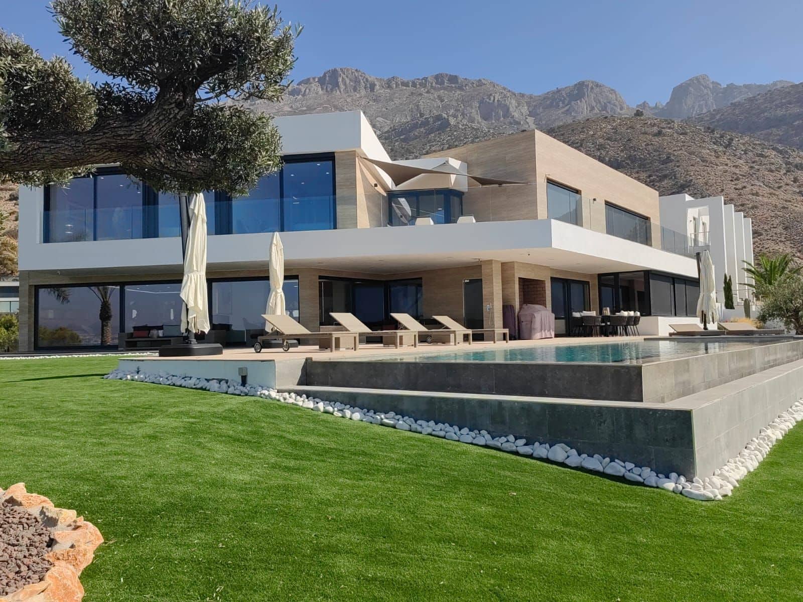 6 soveværelse Villa til salg i Altea med swimmingpool garage - € 5.595.000 (Ref: 8426049)