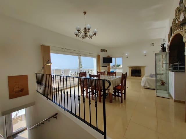 4 Zimmer Villa zu verkaufen in Benitachell / Benitatxell mit Pool Garage - 730.000 € (Ref: 8435032)