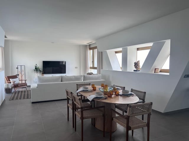 3 quarto Apartamento para venda em Playa Poniente, Benidorm com piscina garagem - 925 000 € (Ref: 8522783)