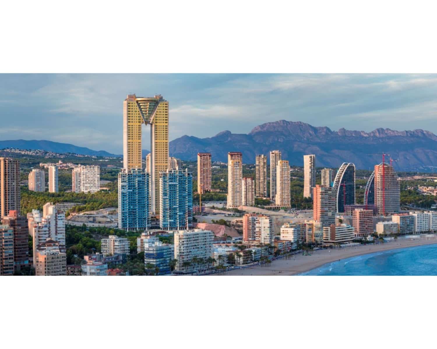 3 soveværelse Lejlighed til salg i Benidorm med swimmingpool garage - € 925.000 (Ref: 8522783)