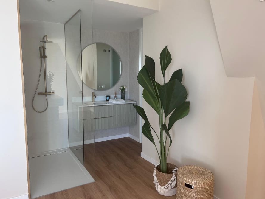 2 soveværelse Lejlighed til salg i Benidorm med swimmingpool garage - € 1.170.000 (Ref: 8522784)