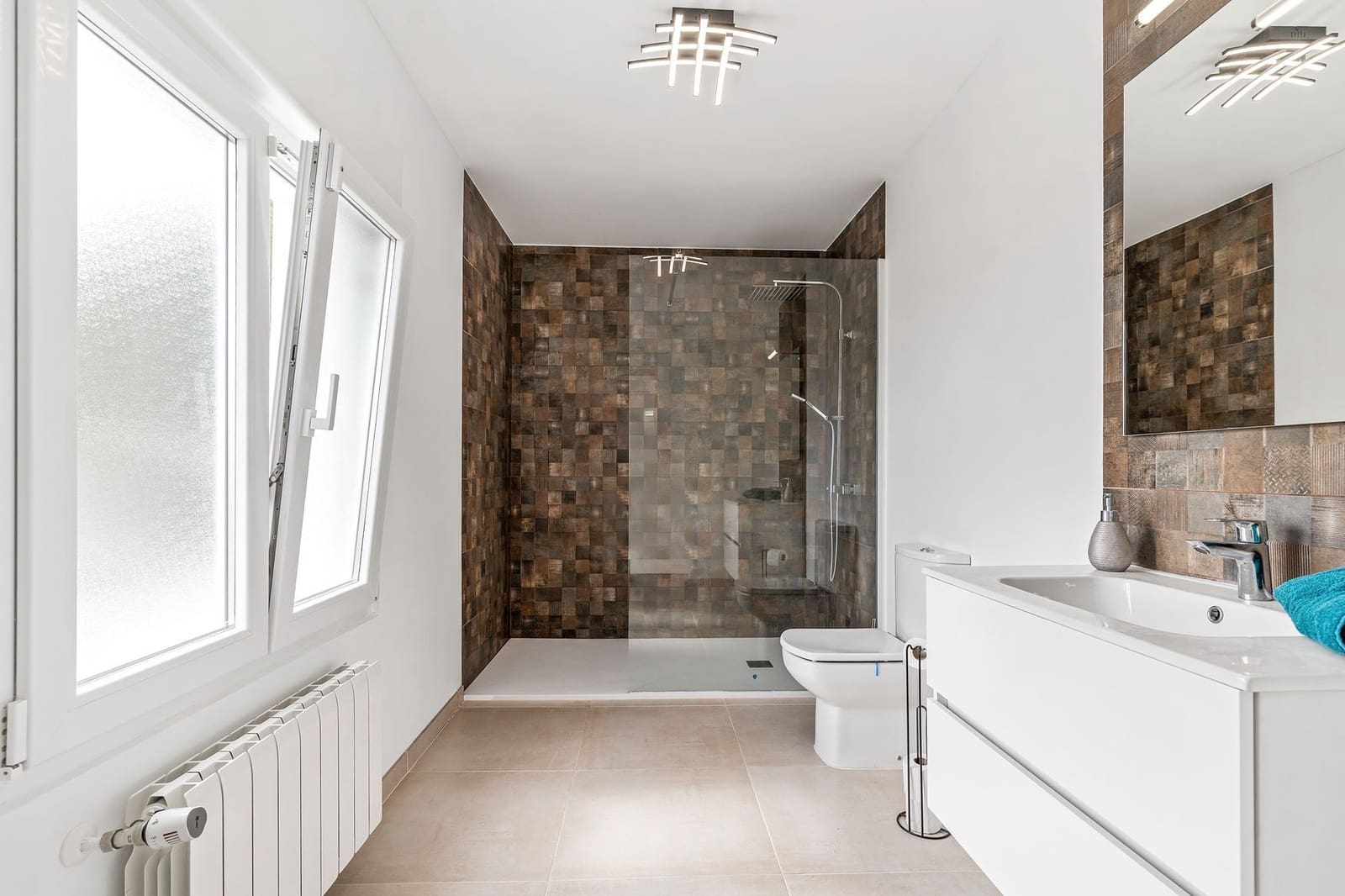 4 slaapkamer Villa te koop in Calpe / Calp met zwembad garage - € 899.000 (Ref: 8559393)