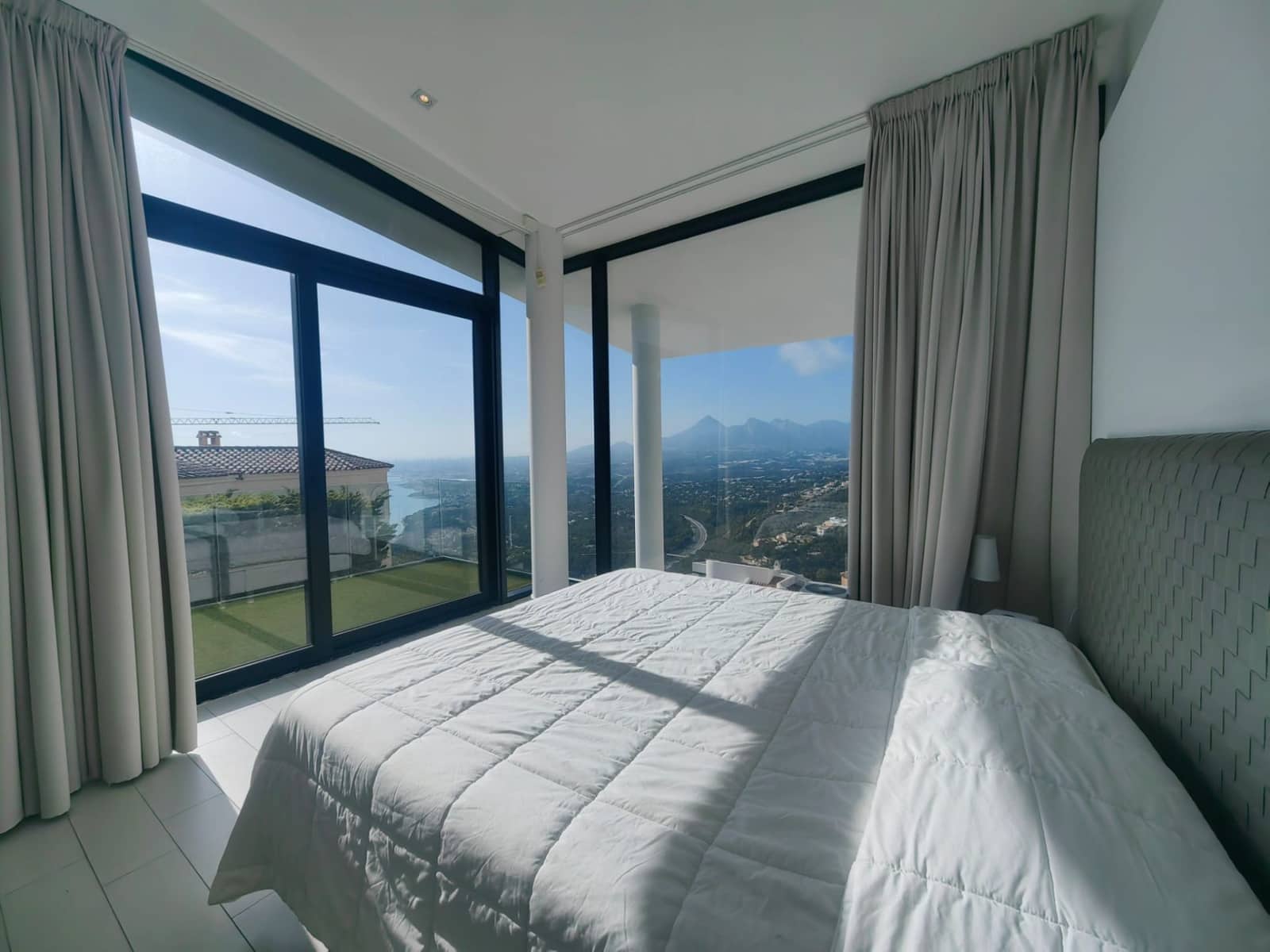 6 soveværelse Villa til salg i Altea med swimmingpool garage - € 2.700.000 (Ref: 8660448)