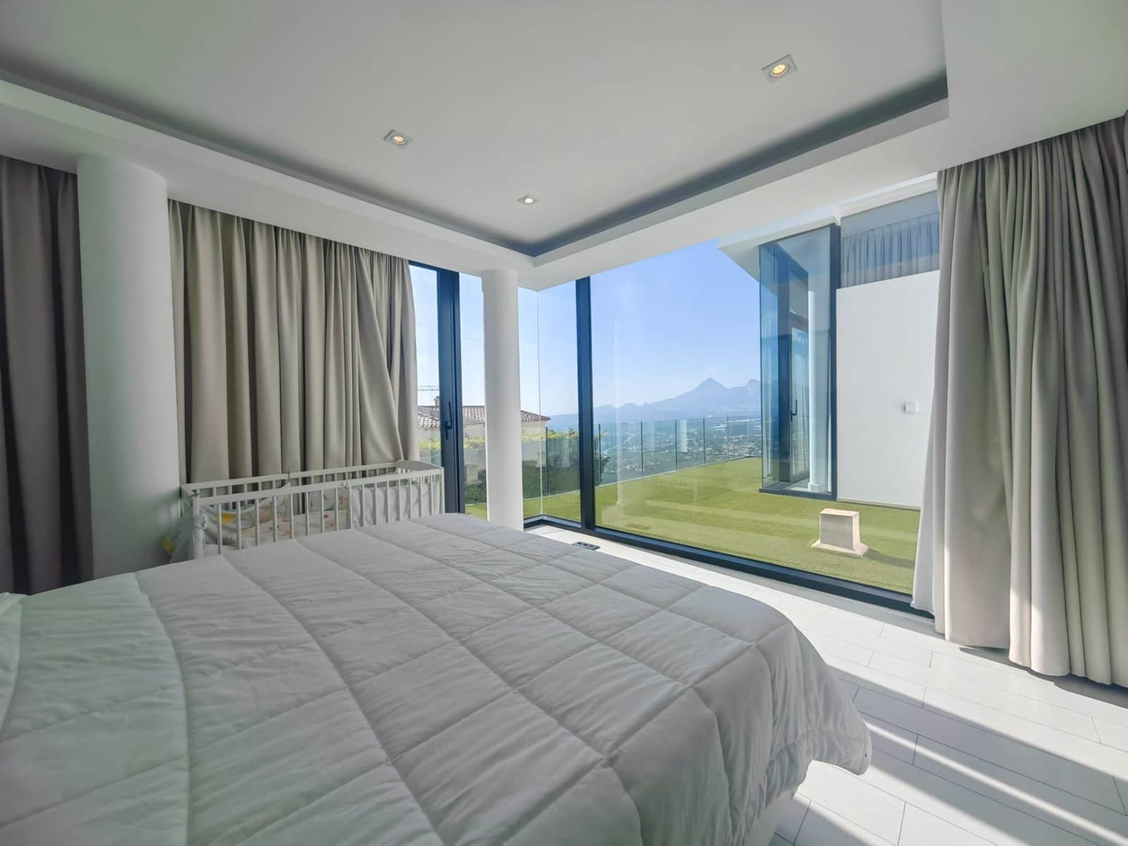 6 soveværelse Villa til salg i Altea med swimmingpool garage - € 2.700.000 (Ref: 8660448)