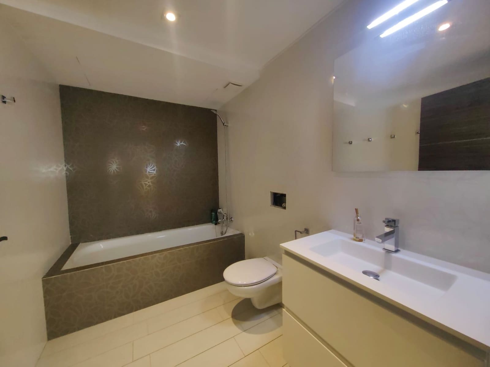 6 soveværelse Villa til salg i Altea med swimmingpool garage - € 2.700.000 (Ref: 8660448)