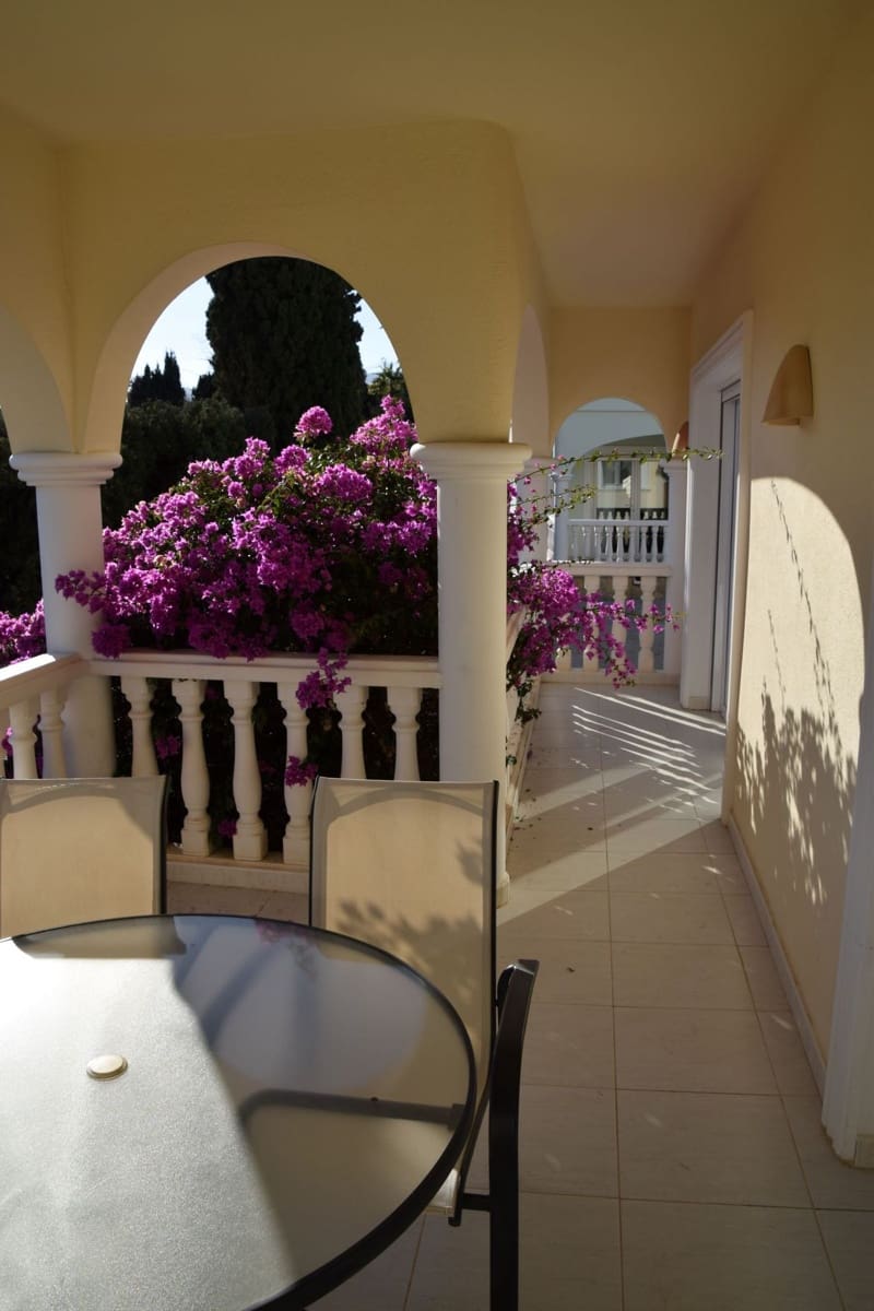 2 bedroom Apartment for sale in Benissa with pool garage - € 335,000 (Ref: 8668095)