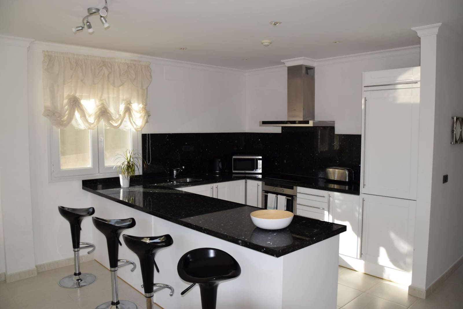 2 bedroom Apartment for sale in Benissa with pool garage - € 335,000 (Ref: 8668095)