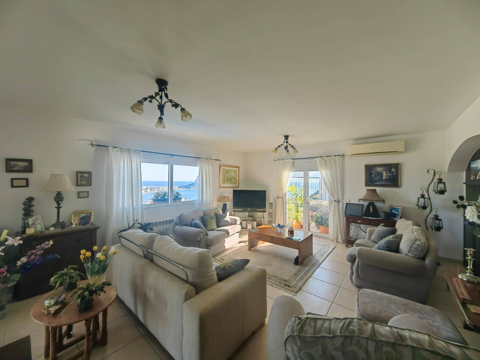 3 soveværelse Villa til salg i Calpe / Calp med swimmingpool garage - € 699.000 (Ref: 8683231)