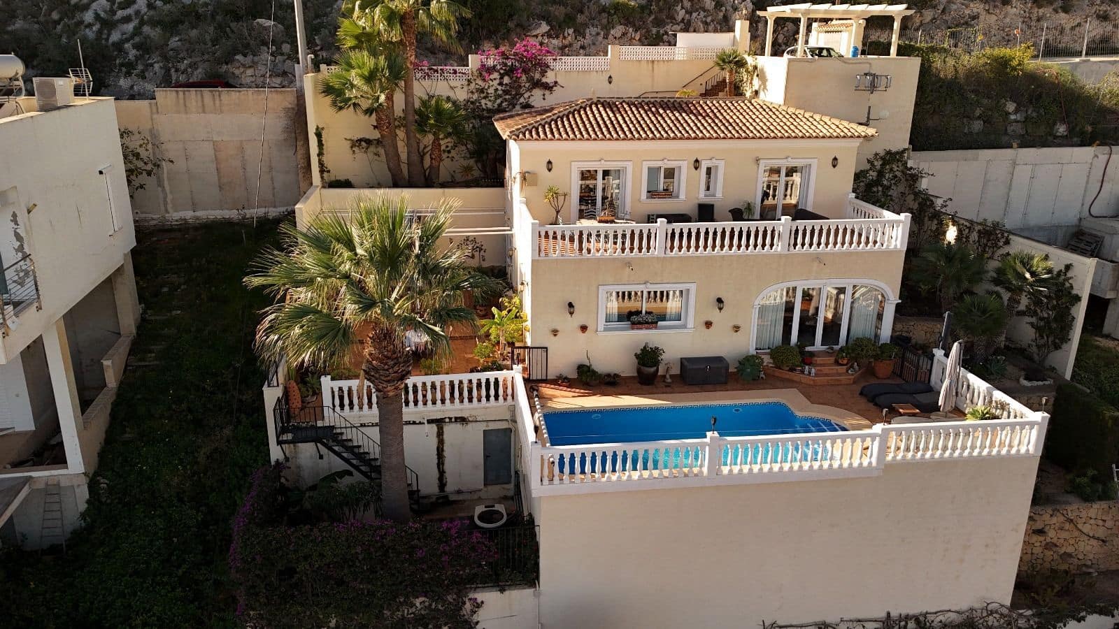 3 soveværelse Villa til salg i Calpe / Calp med swimmingpool garage - € 699.000 (Ref: 8683231)
