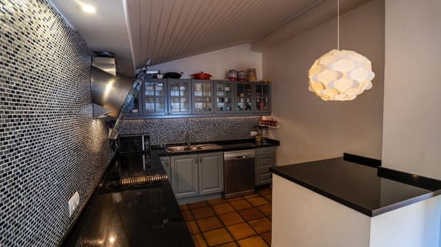 7 bedroom Villa for sale in Escandinavia - Cautivador, Alfaz del Pi / L'Alfàs del Pi with pool garage - € 1,600,000 (Ref: 8921054)