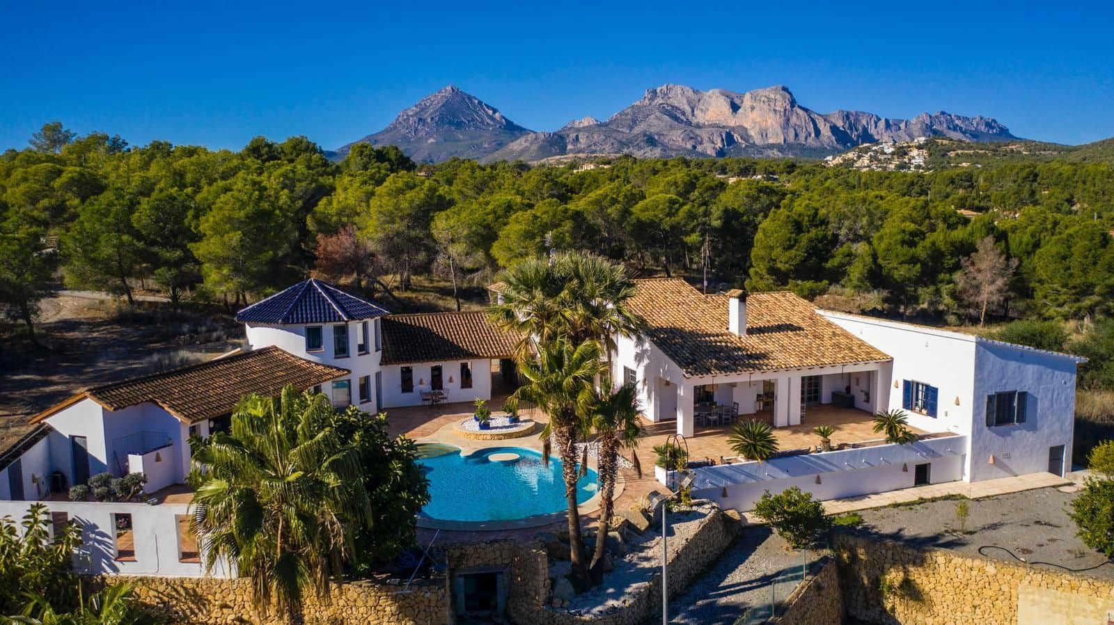 7 soveværelse Villa til salg i Alfaz del Pi / L'Alfas del Pi med swimmingpool garage - € 1.600.000 (Ref: 8921054)