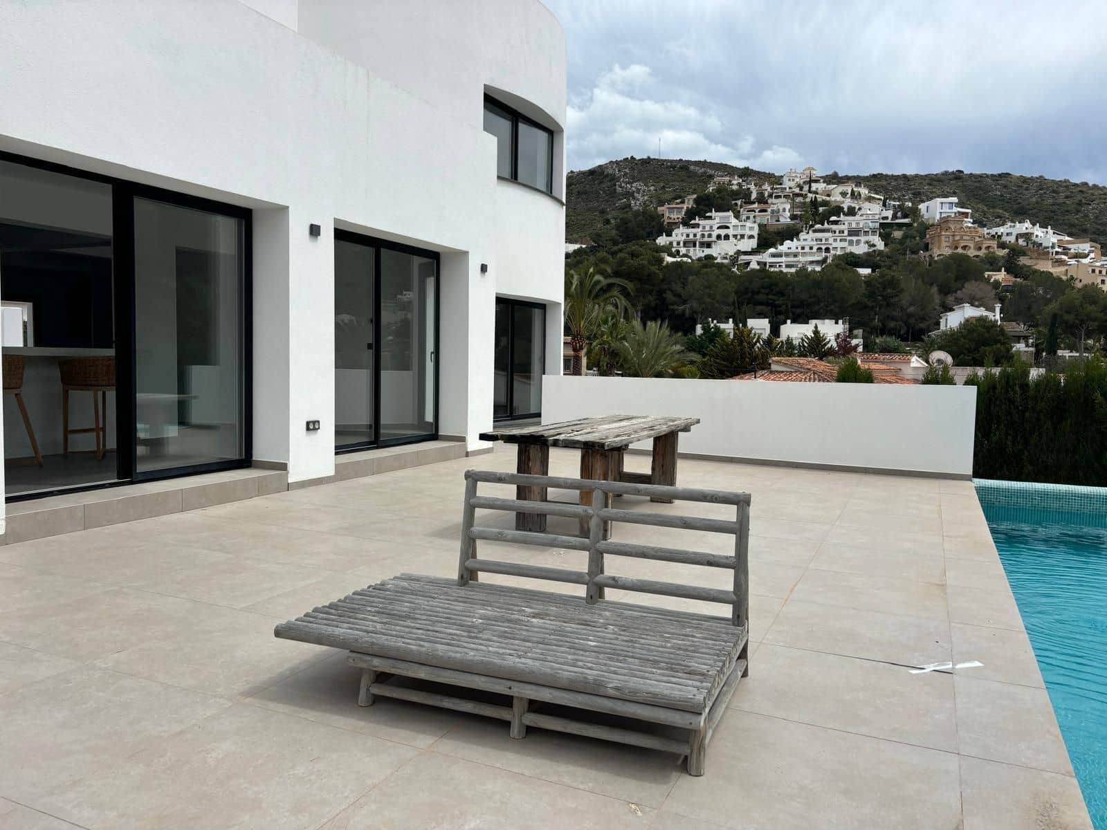 4 soveværelse Villa til salg i Moraira med swimmingpool garage - € 1.500.000 (Ref: 8936595)