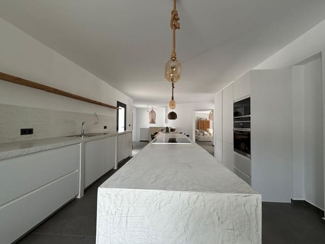 4 soveværelse Villa til salg i El Portet - Pla de Mar, Teulada-Moraira med swimmingpool garage - € 1.500.000 (Ref: 8936595)