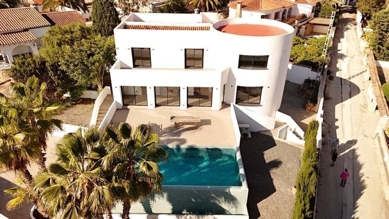 4 soveværelse Villa til salg i Moraira med swimmingpool garage - € 1.500.000 (Ref: 8936595)