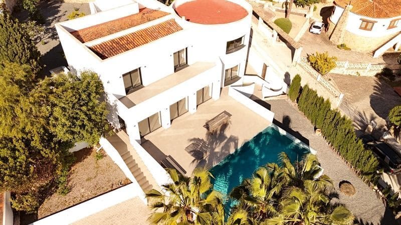 4 soveværelse Villa til salg i Moraira med swimmingpool garage - € 1.500.000 (Ref: 8936595)