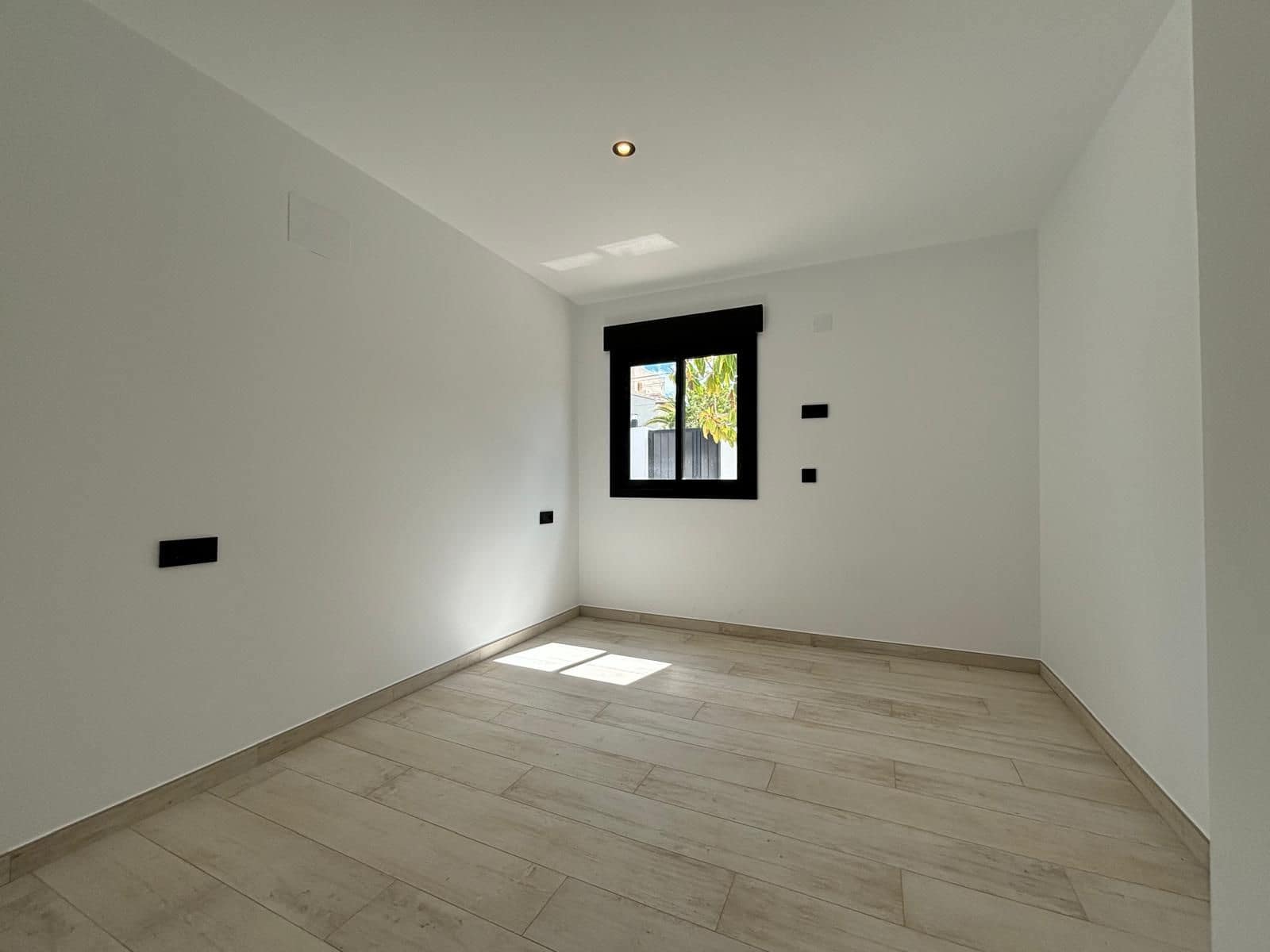 4 soveværelse Villa til salg i Javea / Xabia med swimmingpool garage - € 1.075.000 (Ref: 8936596)