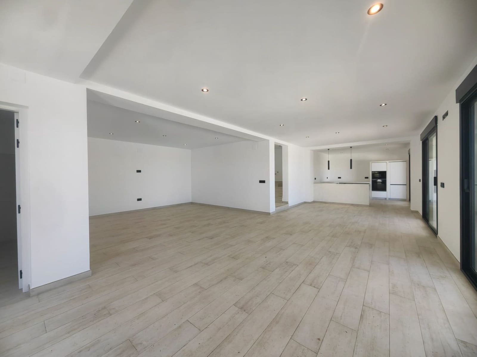 4 soveværelse Villa til salg i Javea / Xabia med swimmingpool garage - € 1.075.000 (Ref: 8936596)