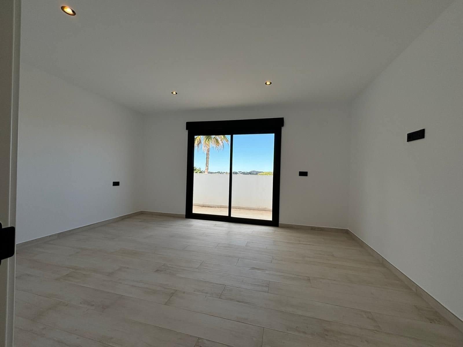 4 soveværelse Villa til salg i Javea / Xabia med swimmingpool garage - € 1.075.000 (Ref: 8936596)