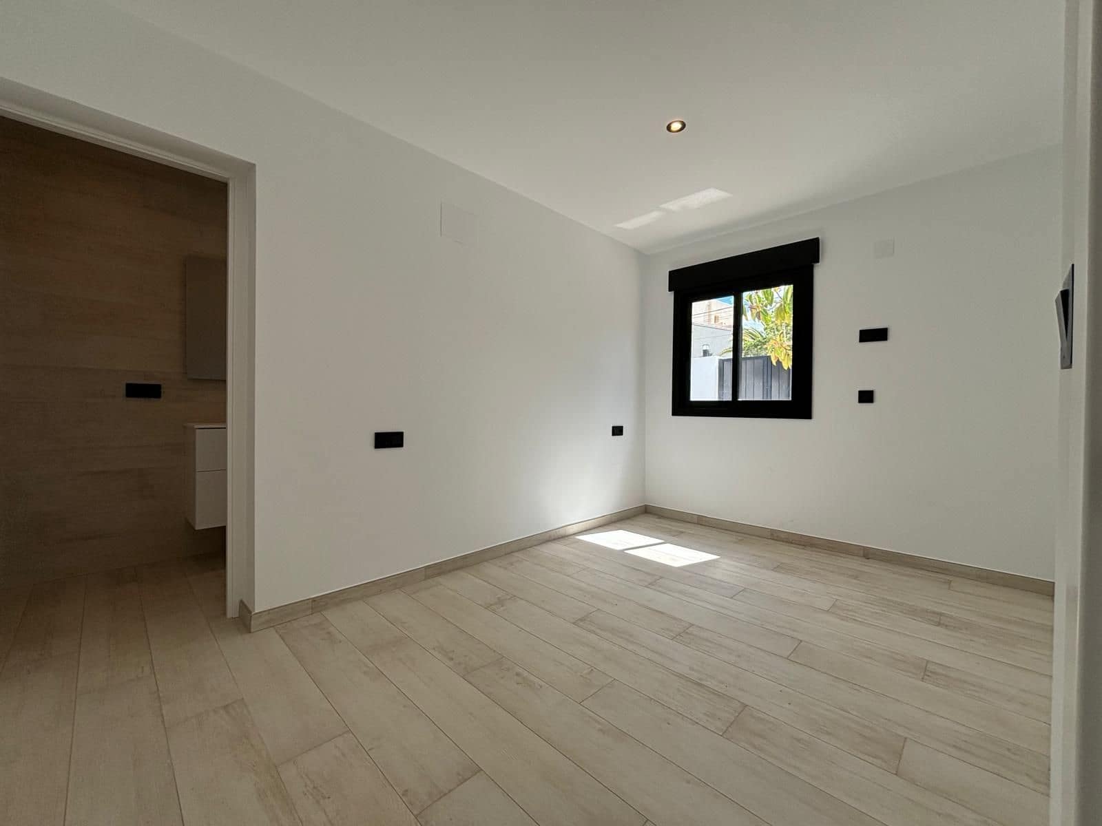 4 soveværelse Villa til salg i Javea / Xabia med swimmingpool garage - € 1.075.000 (Ref: 8936596)