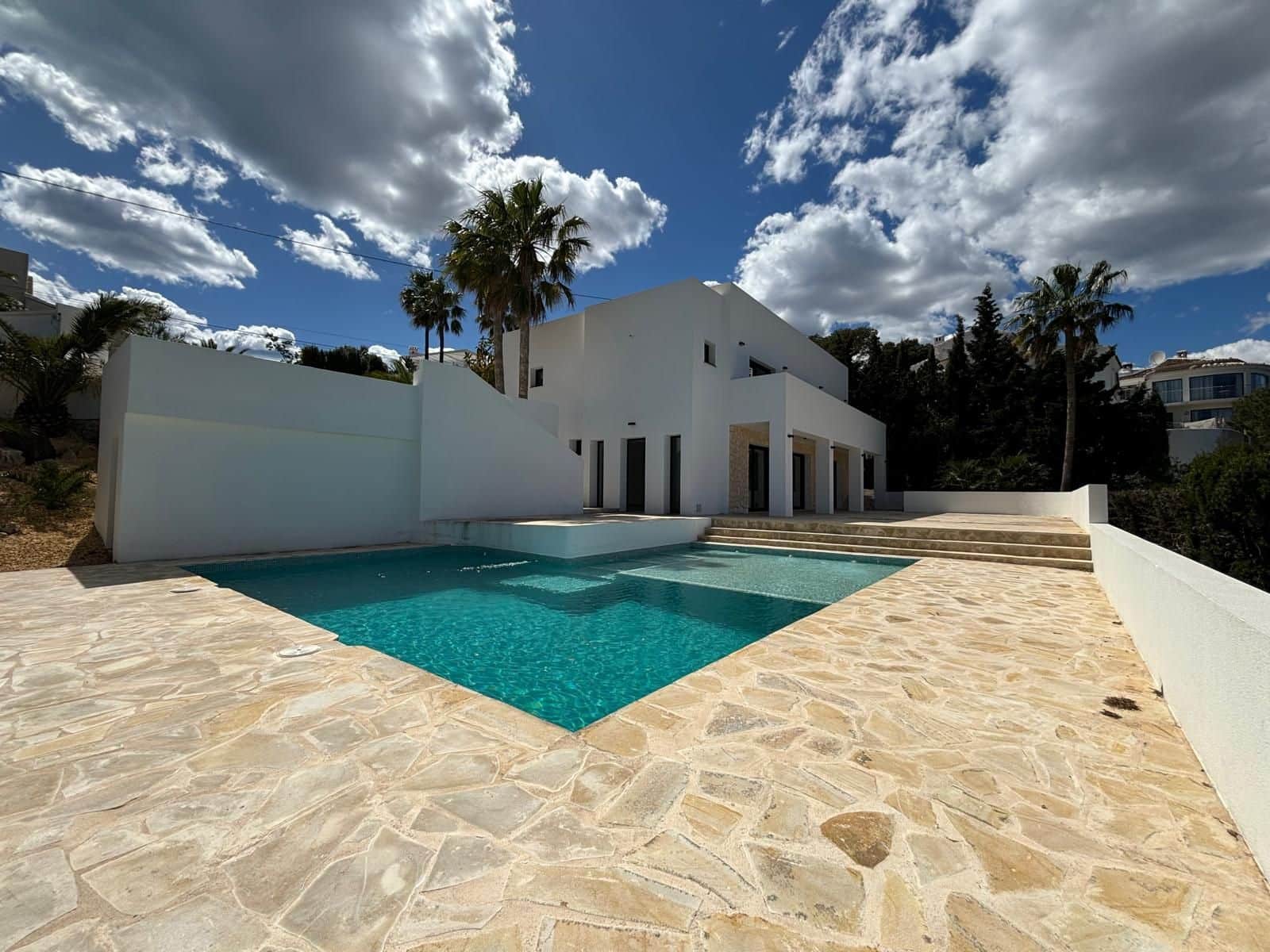 4 soveværelse Villa til salg i Javea / Xabia med swimmingpool garage - € 1.075.000 (Ref: 8936596)