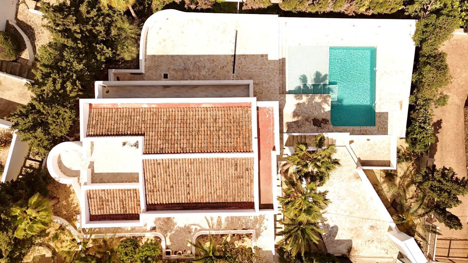 4 soveværelse Villa til salg i Javea / Xabia med swimmingpool garage - € 1.075.000 (Ref: 8936596)