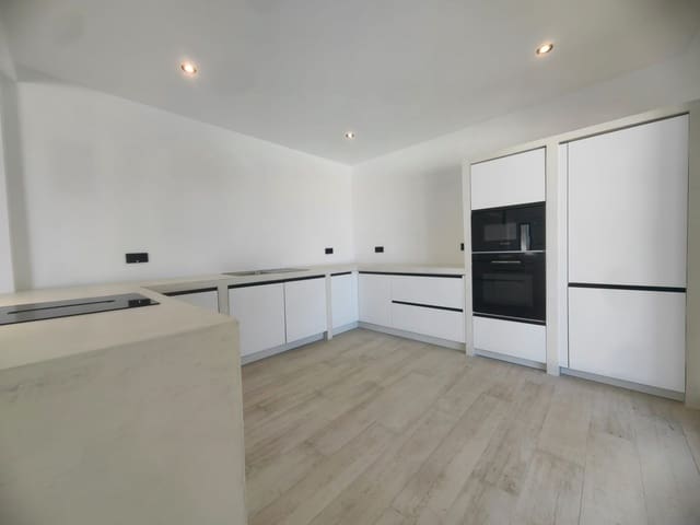 4 bedroom Villa for sale in La Granadella  - Costa Nova, Javea / Xàbia with pool garage - € 1,075,000 (Ref: 8936596)