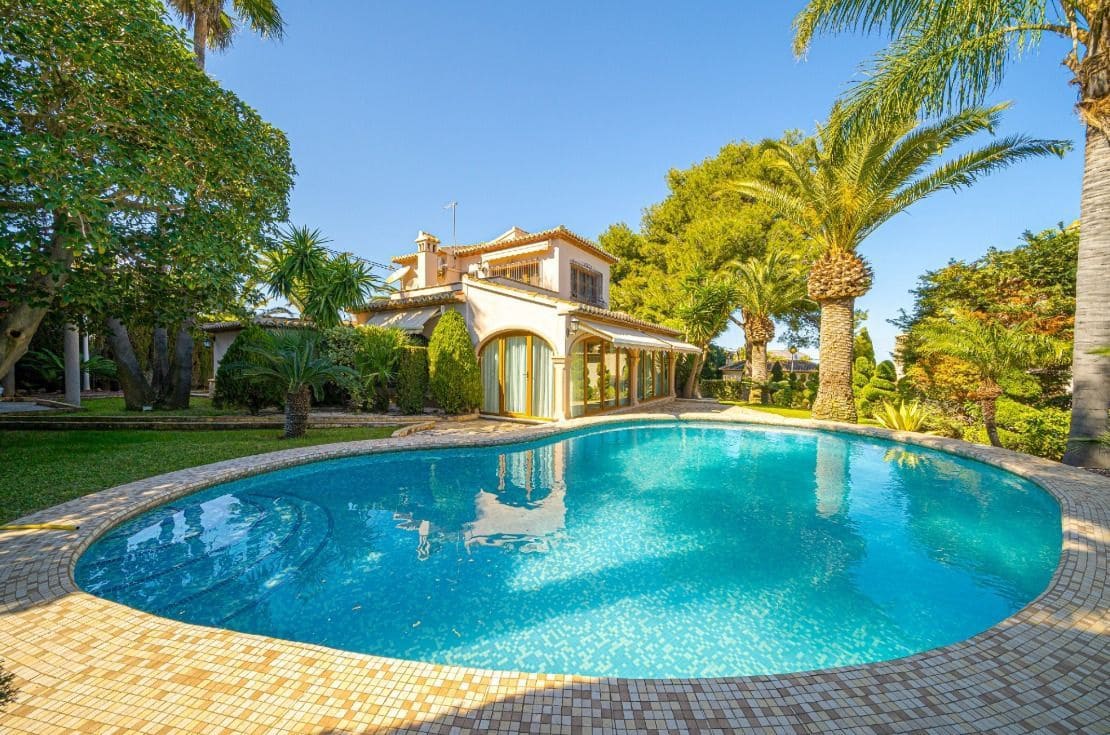 11 Zimmer Villa zu verkaufen in Javea / Xabia mit Pool Garage - 5.000.000 € (Ref: 8970227)