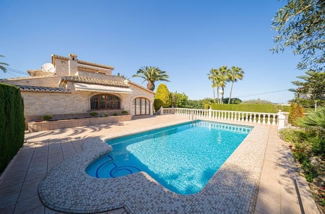 11 bedroom Villa for sale in Cap Martí - El Tossalet - Pinomar, Javea / Xàbia with pool garage - € 5,000,000 (Ref: 8970227)
