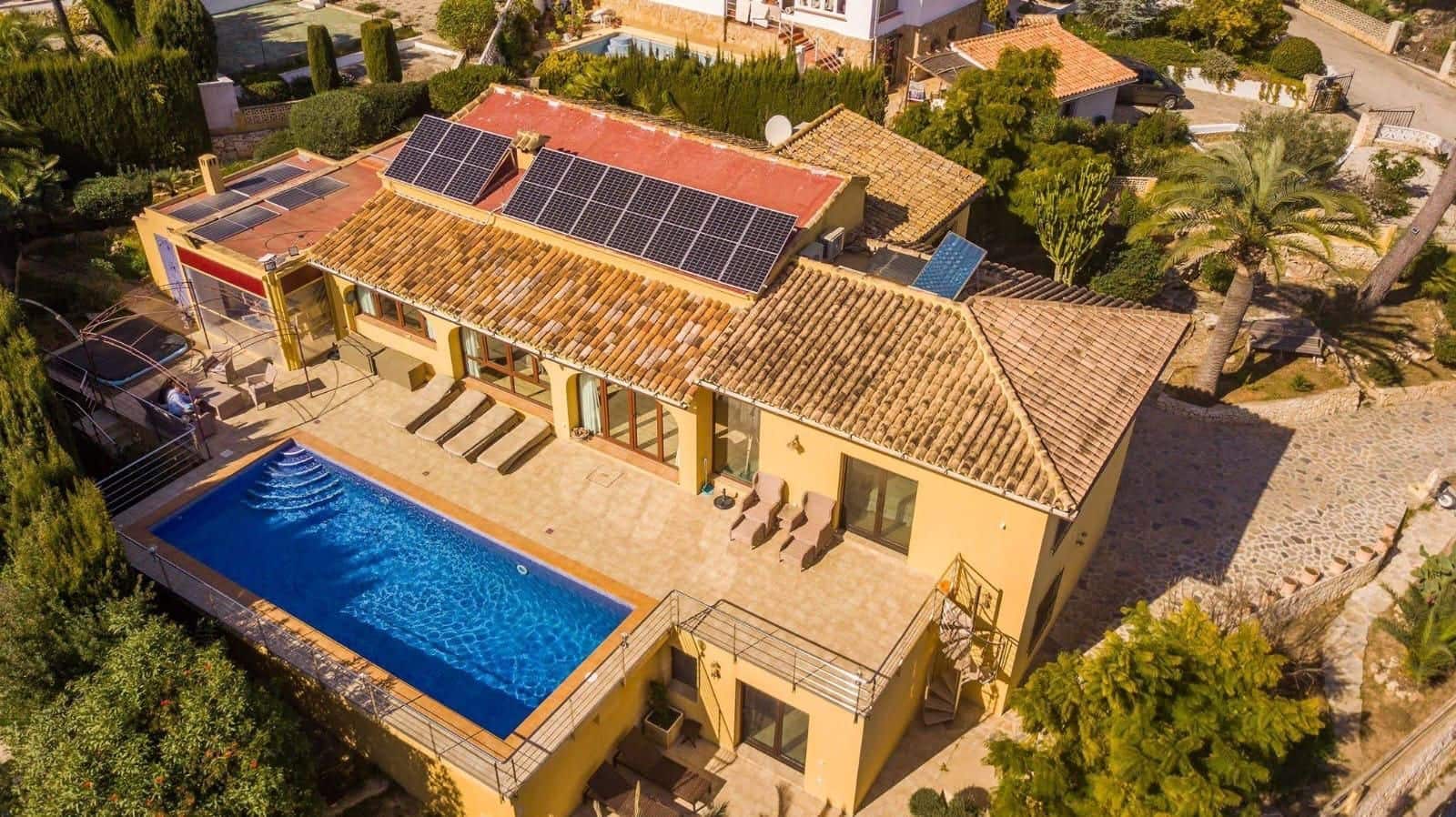 7 soveværelse Villa til salg i Moraira med swimmingpool garage - € 995.000 (Ref: 8978523)