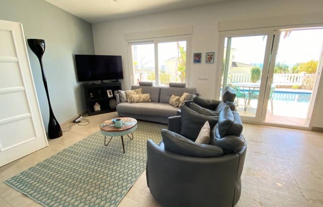 4 bedroom Villa for sale in Calpe / Calp with pool garage - € 1,195,000 (Ref: 8993630)