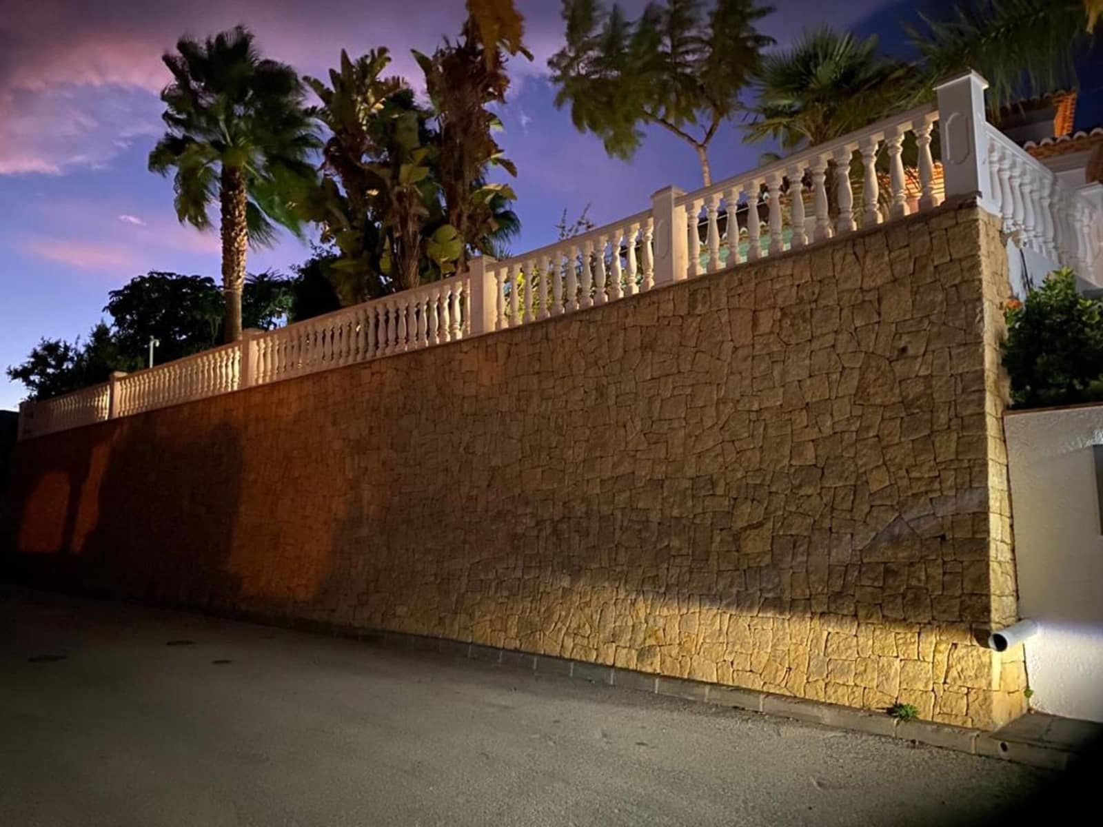 4 soveværelse Villa til salg i Calpe / Calp med swimmingpool garage - € 1.195.000 (Ref: 8993630)