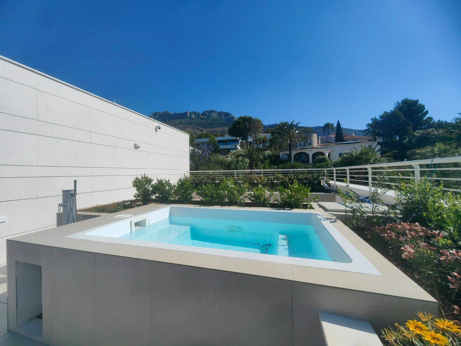 5 soverom Villa til salgs i Altea med svømmebasseng garasje - € 2 950 000 (Ref: 9020696)