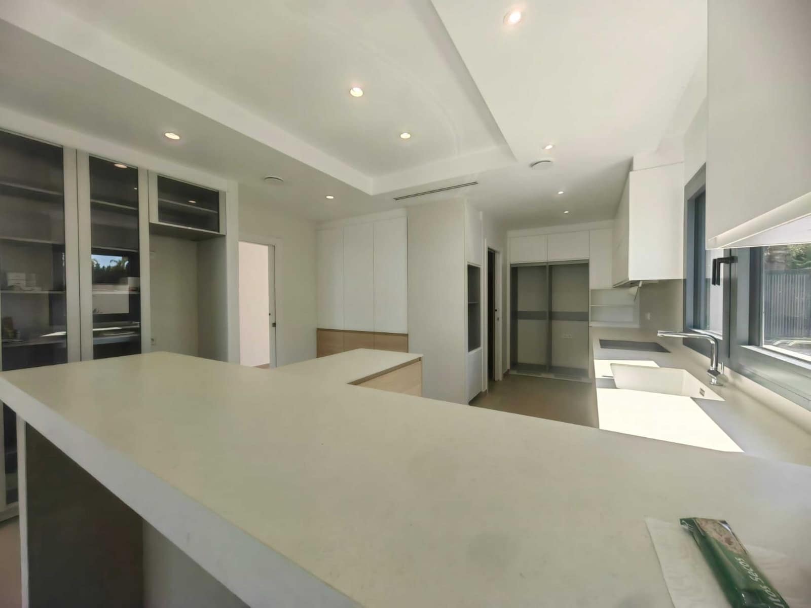 5 soverom Villa til salgs i Altea med svømmebasseng garasje - € 2 950 000 (Ref: 9020696)