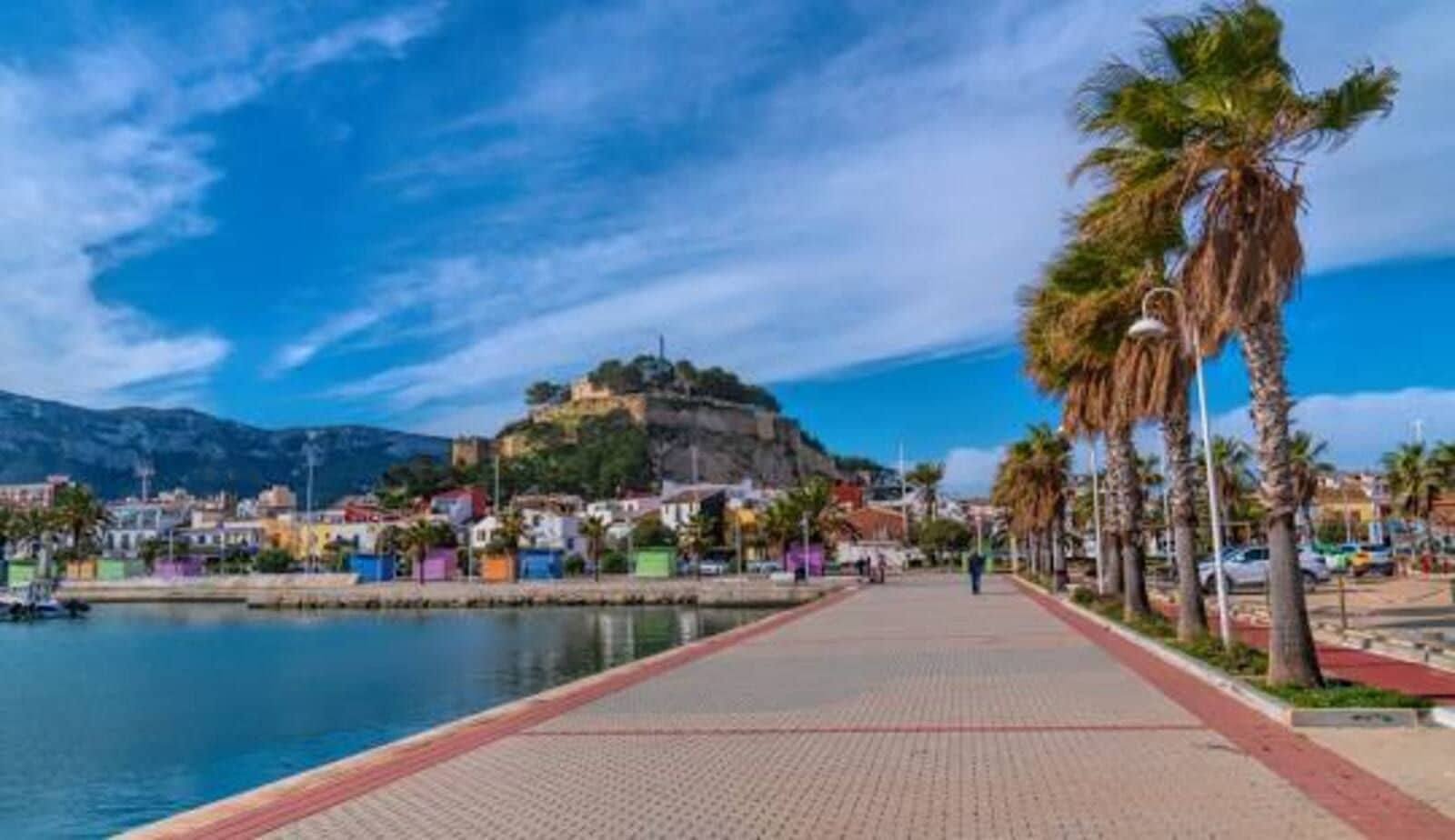 4 bedroom Villa for sale in Denia with pool garage - € 1,890,000 (Ref: 9029443)