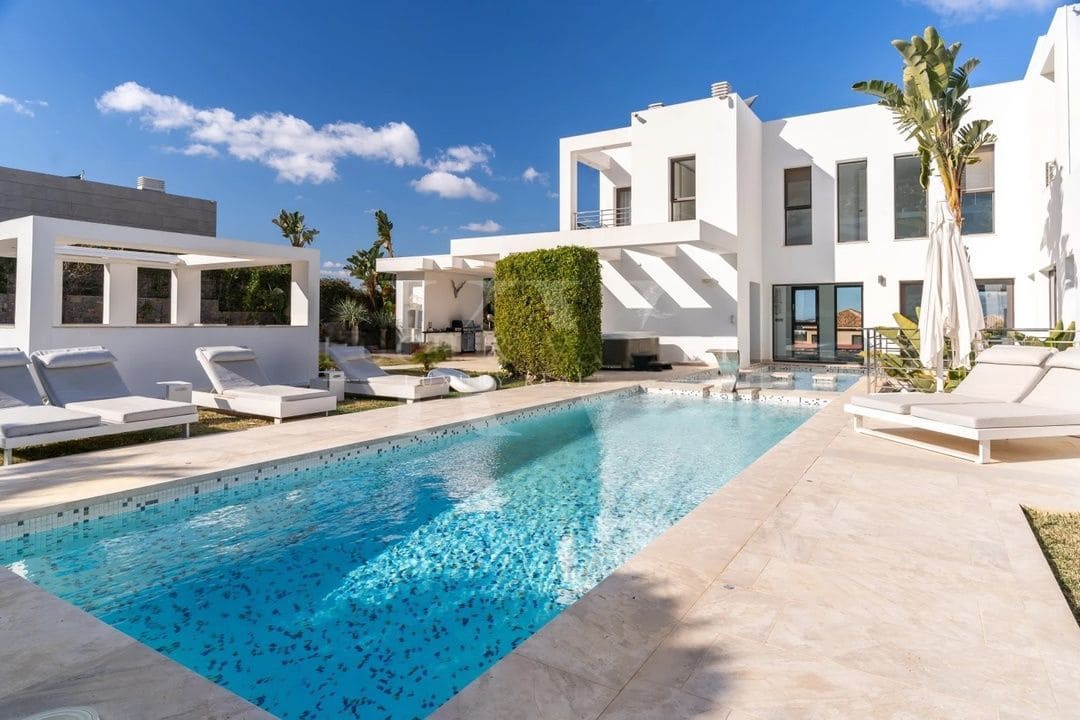 5 soveværelse Villa til salg i Javea / Xabia med swimmingpool garage - € 2.499.000 (Ref: 9047352)