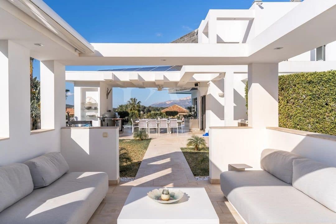 5 soveværelse Villa til salg i Javea / Xabia med swimmingpool garage - € 2.499.000 (Ref: 9047352)