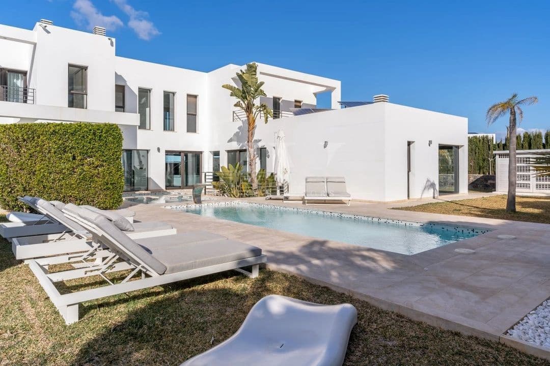 5 soveværelse Villa til salg i Javea / Xabia med swimmingpool garage - € 2.499.000 (Ref: 9047352)